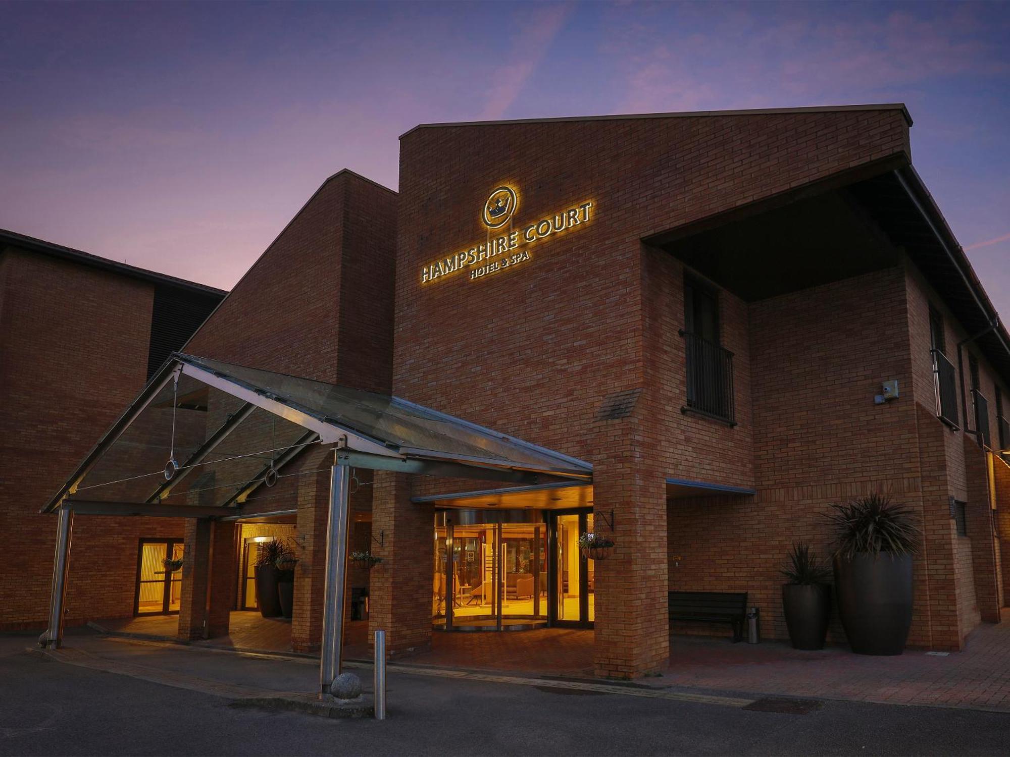 Hampshire Court Hotel & Spa Basingstoke Exteriér fotografie