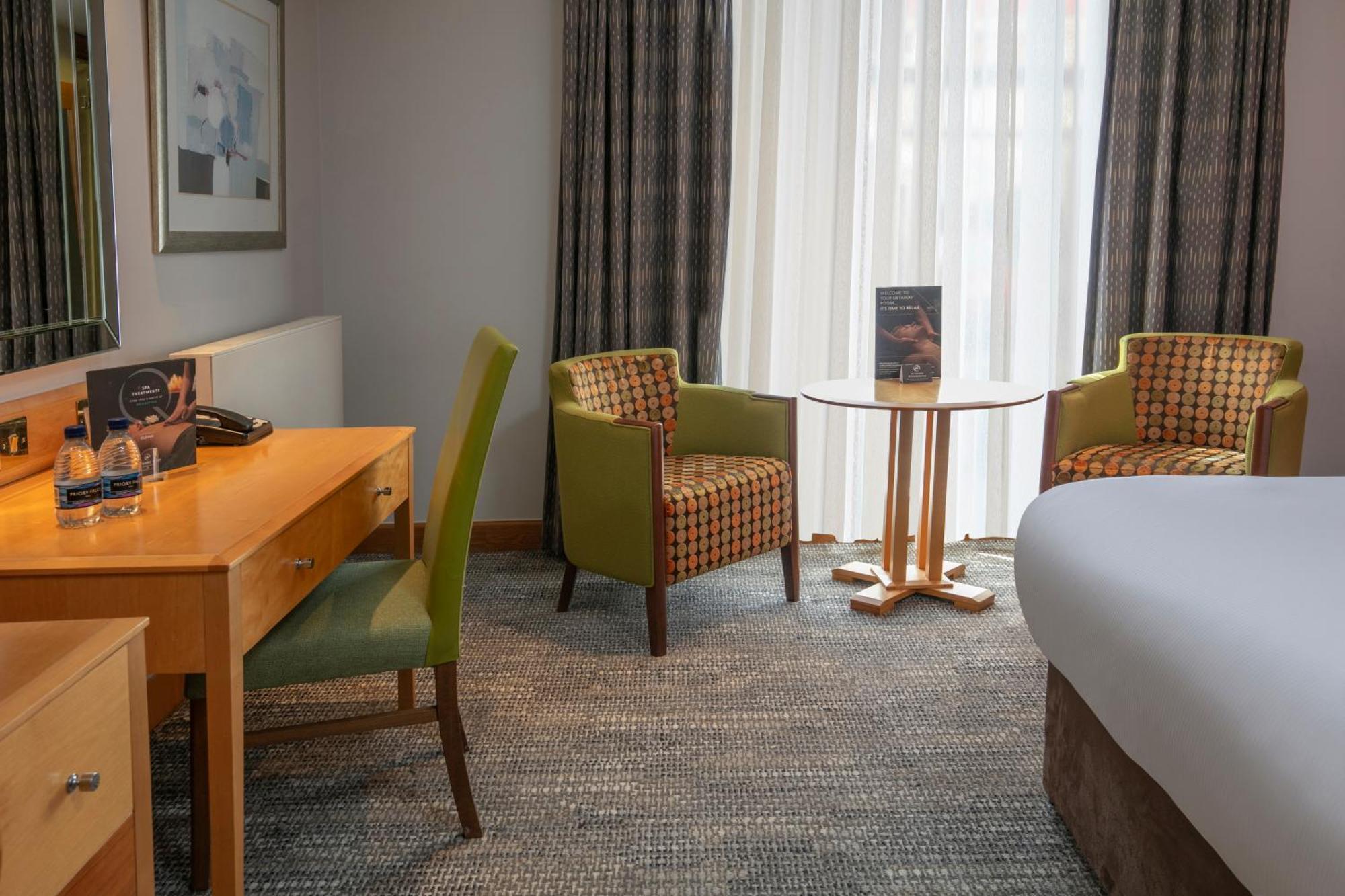 Hampshire Court Hotel & Spa Basingstoke Pokoj fotografie